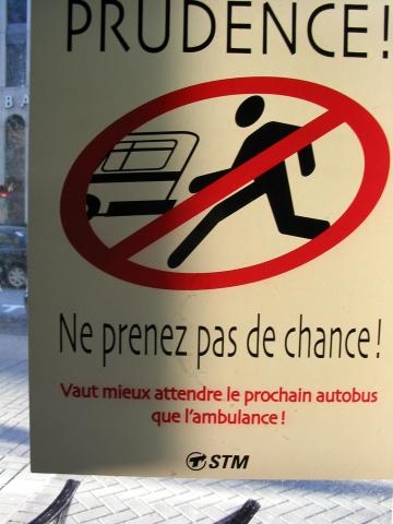 panneau pour traverser doucement